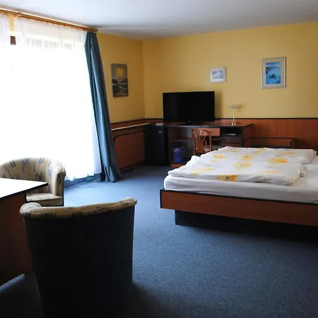 招待所 Haus Kathrin 3*